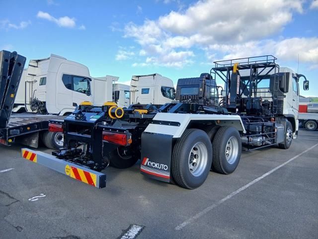 MITSUBISHI FUSOU SUPER GREAT 2025