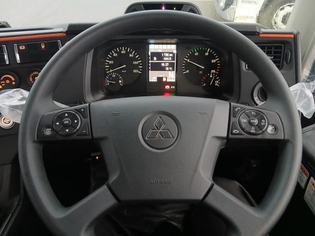 MITSUBISHI FUSOU SUPER GREAT 2025