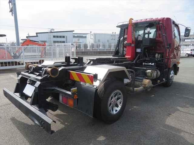 MITSUBISHI FUSOU FIGHTER 2016