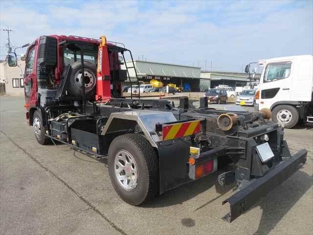 MITSUBISHI FUSOU FIGHTER 2016