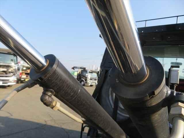 MITSUBISHI FUSOU FIGHTER 2016