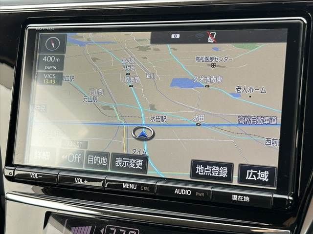 TOYOTA PRIUS Alpha 2017