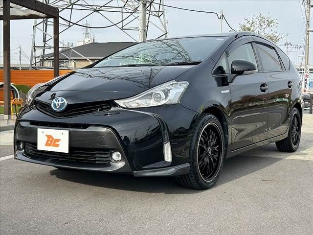 TOYOTA PRIUS Alpha 2017
