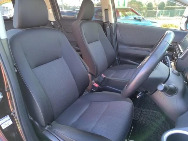 TOYOTA SIENTA HYBRID 2018