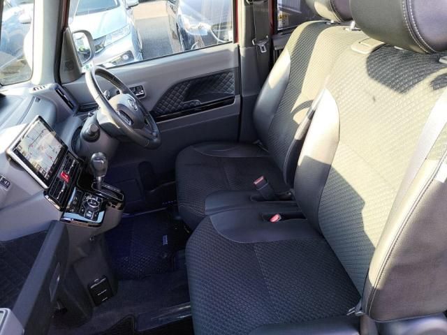 DAIHATSU TANTO CUSTOM 2019