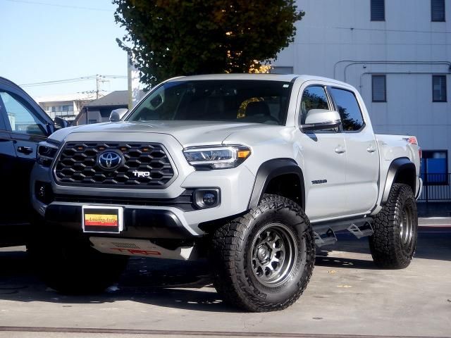 TOYOTA TACOMA 4WD 2021