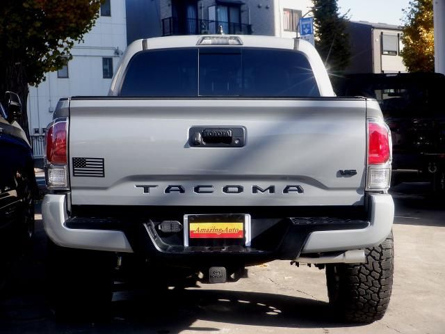 TOYOTA TACOMA 4WD 2021
