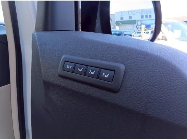 TOYOTA ALPHARD 4WD 2009