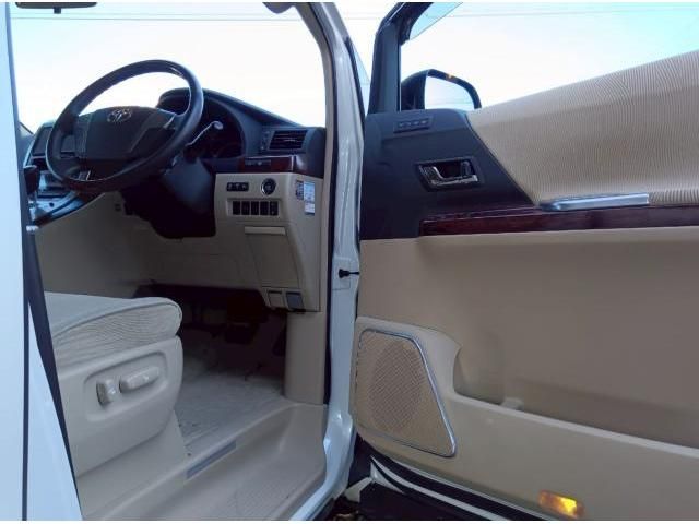 TOYOTA ALPHARD 4WD 2009