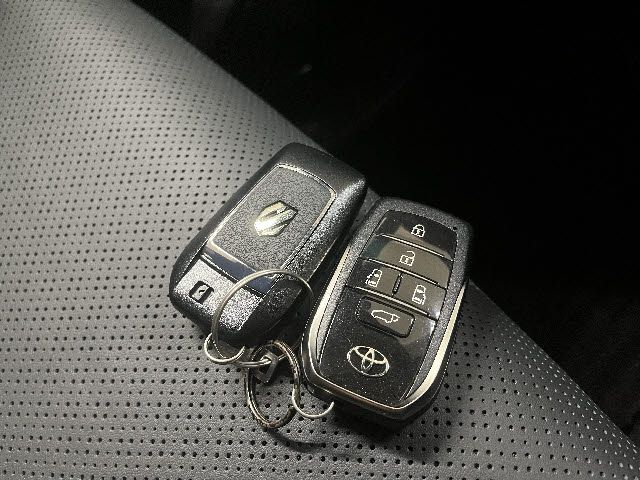 TOYOTA ALPHARD hybrid 2024