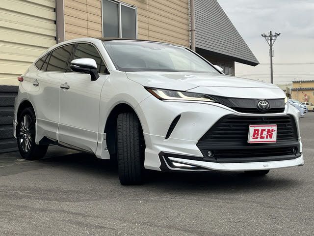 TOYOTA HARRIER 2WD 2022