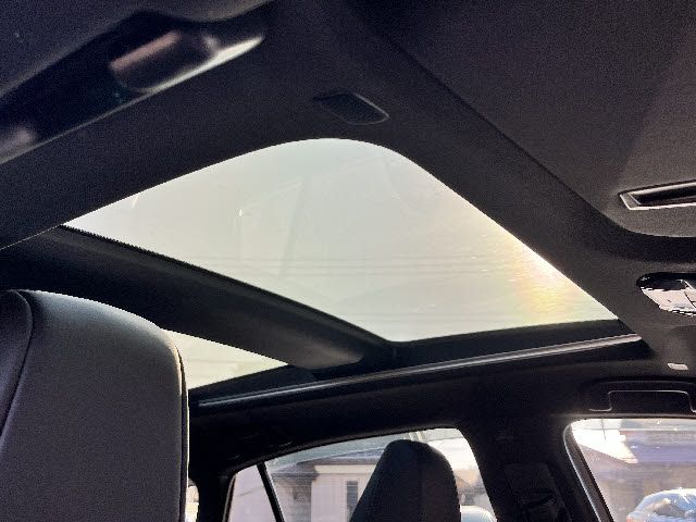 TOYOTA HARRIER HYBRID 2024