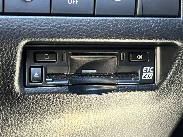 TOYOTA HARRIER HYBRID 2024