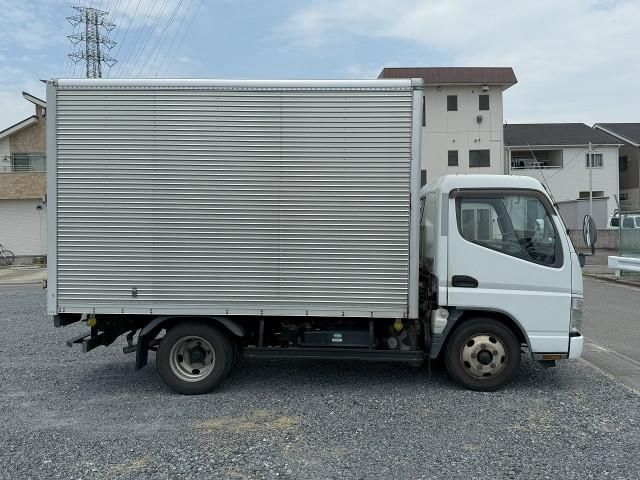 MITSUBISHI CANTER 2006