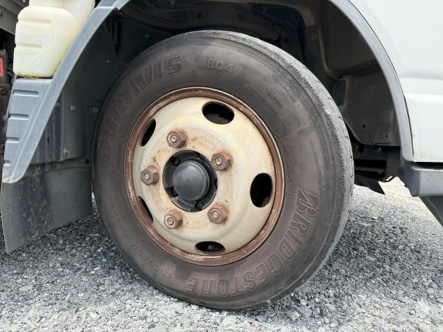 MITSUBISHI CANTER 2006