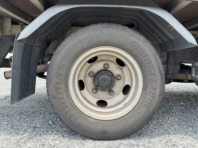 MITSUBISHI CANTER 2006