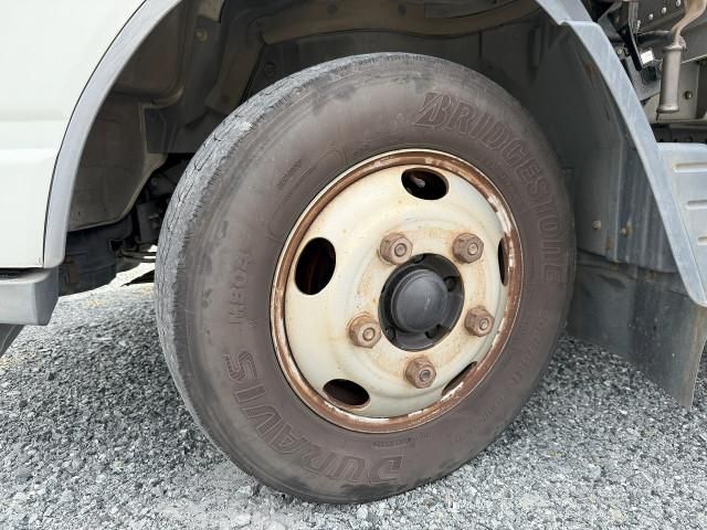 MITSUBISHI CANTER 2006