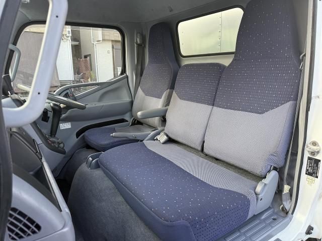 MITSUBISHI CANTER 2006