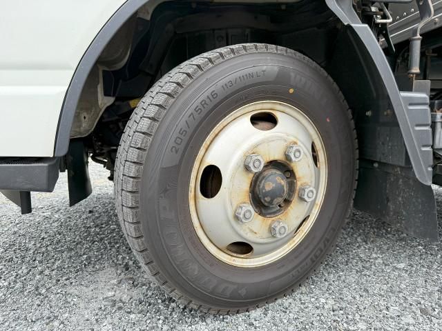 MITSUBISHI CANTER 2020