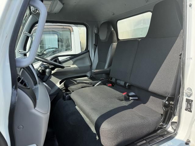 MITSUBISHI CANTER 2020