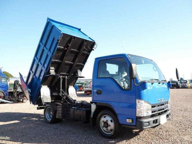 ISUZU ELF 2013