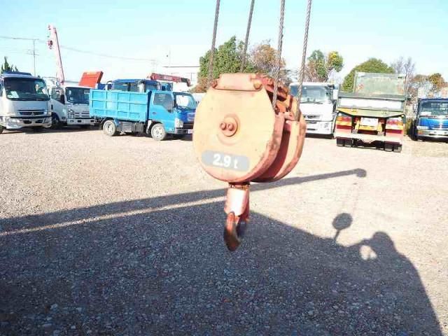 MITSUBISHI FUSOU FIGHTER 2006