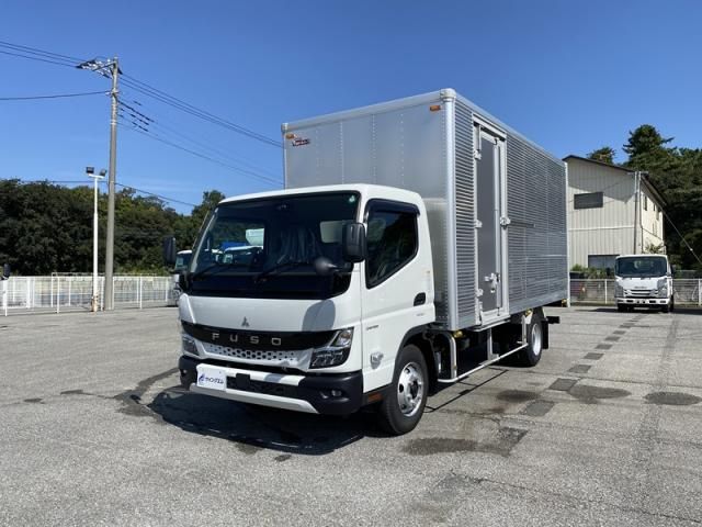 MITSUBISHI CANTER 2025