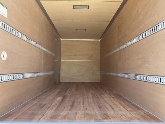 MITSUBISHI CANTER 2025