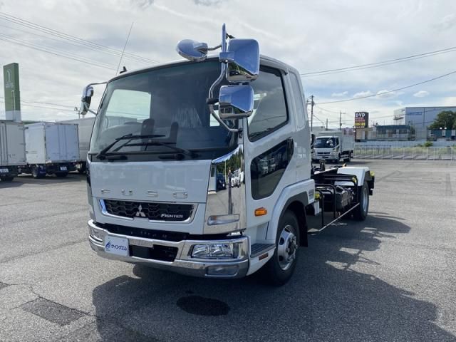 MITSUBISHI FUSOU FIGHTER 2025