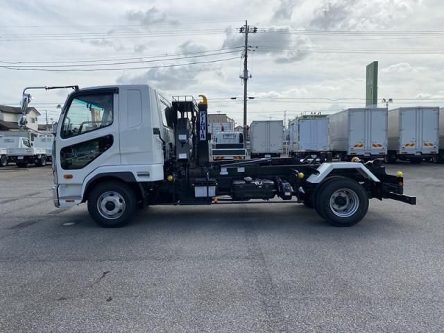 MITSUBISHI FUSOU FIGHTER 2025