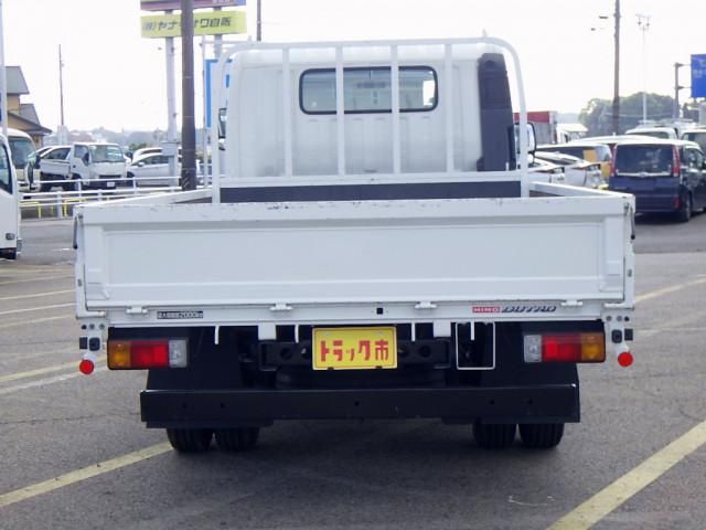 HINO DUTRO 2020