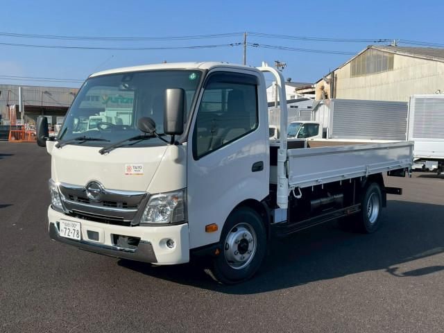 HINO DUTRO 2023