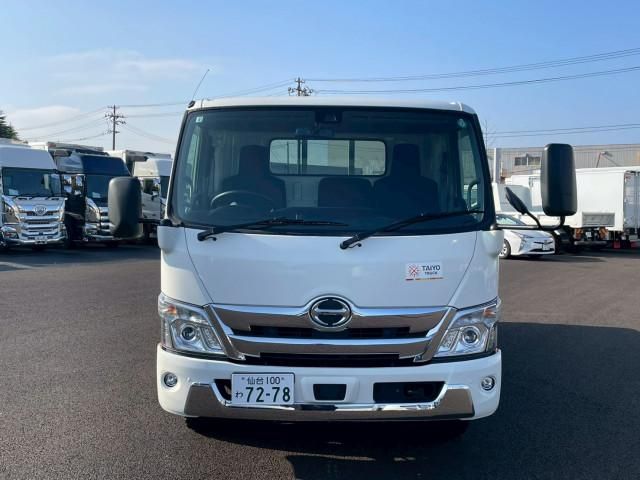 HINO DUTRO 2023