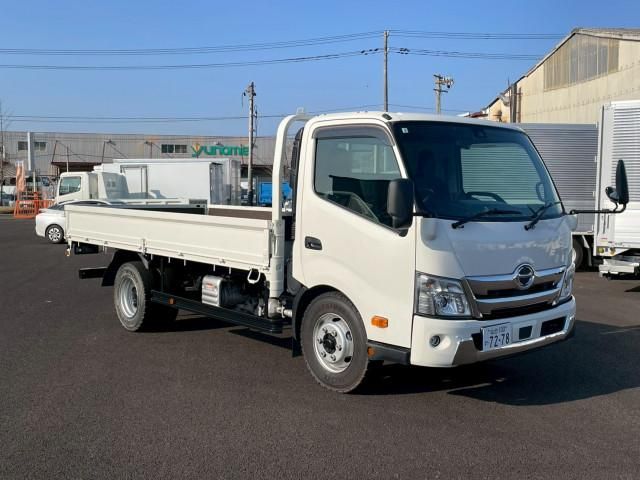 HINO DUTRO 2023