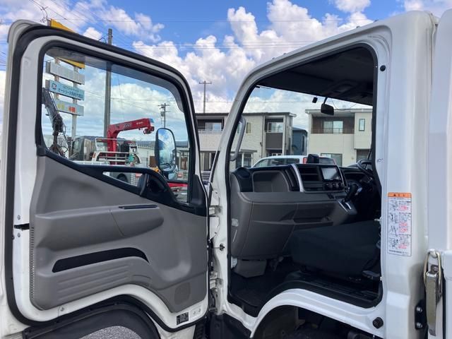 MITSUBISHI CANTER 2019