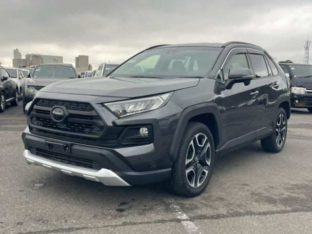 TOYOTA RAV4 4WD 2019