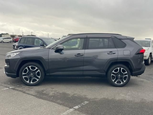 TOYOTA RAV4 4WD 2019