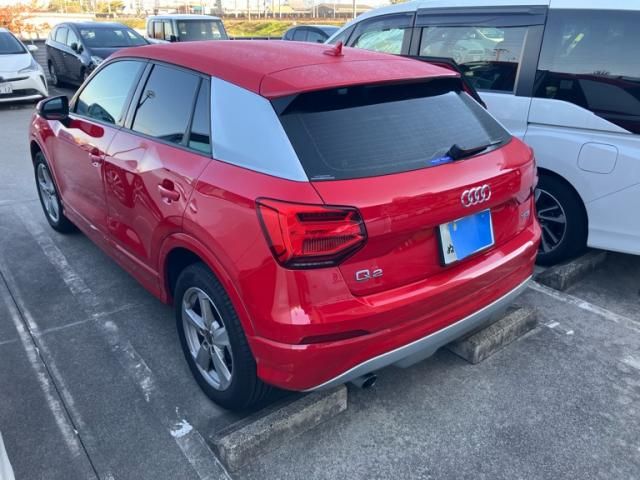 AUDI AUDI Q2 2018