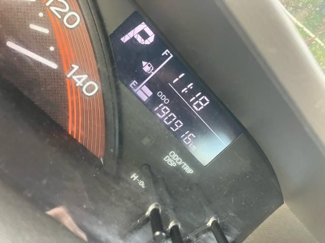 DAIHATSU TANTO 4WD 2014