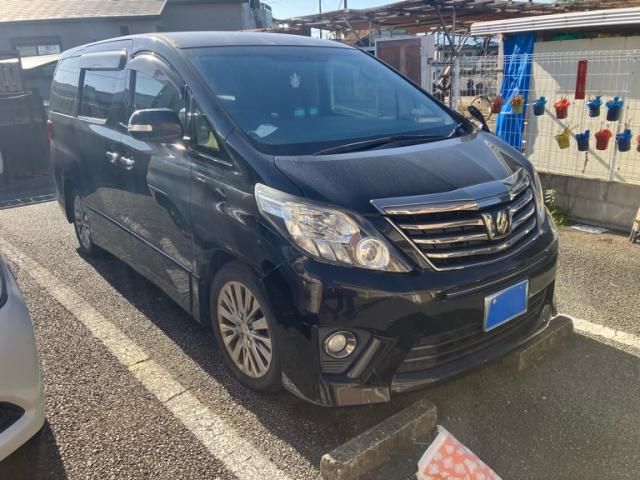 TOYOTA ALPHARD 2014