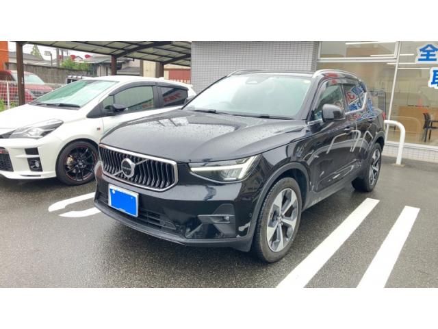 VOLVO VOLVO XC40 2023