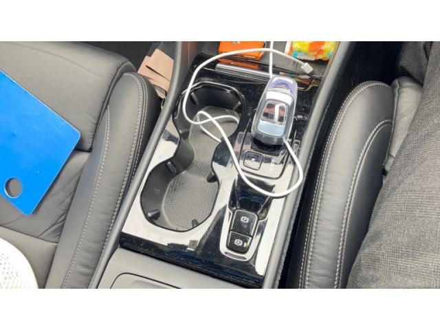 VOLVO VOLVO XC40 2023