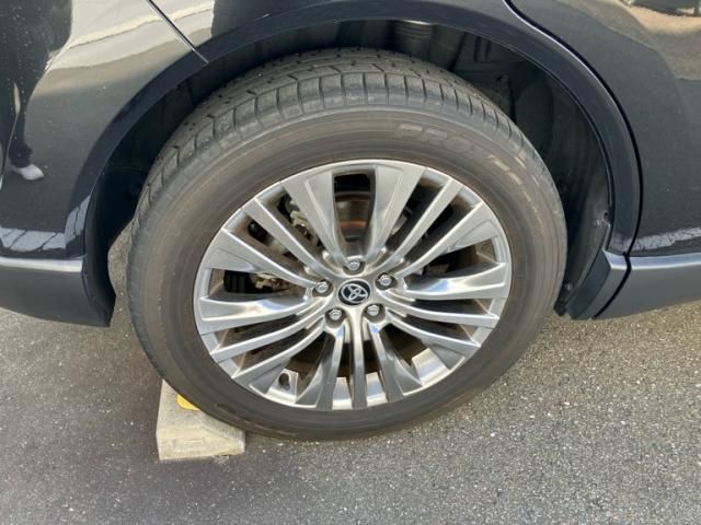 TOYOTA HARRIER HYBRID 2023