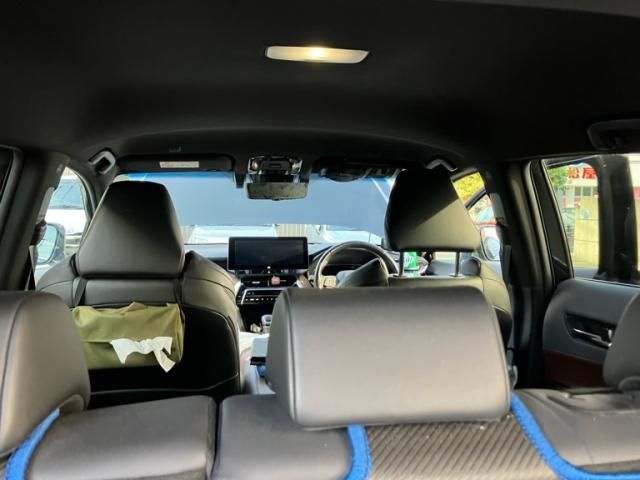 TOYOTA HARRIER HYBRID 2023