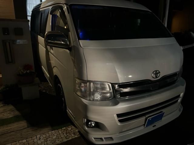 TOYOTA HIACE wagon 2010