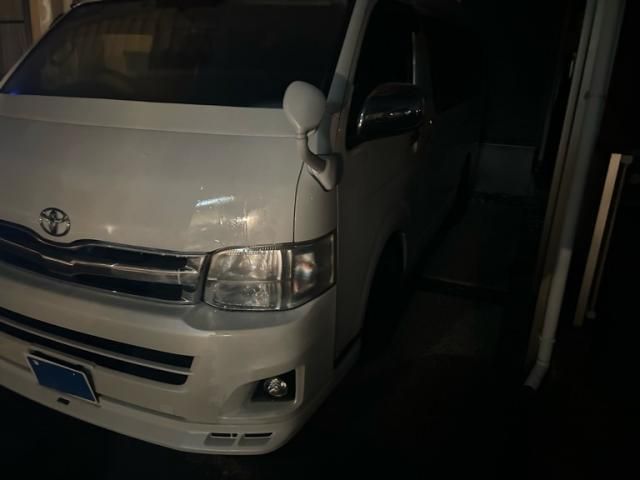 TOYOTA HIACE wagon 2010