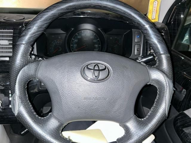 TOYOTA HIACE wagon 2010