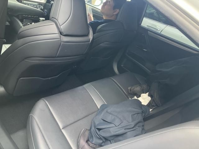 TOYOTA LEXUS ES300h 2018