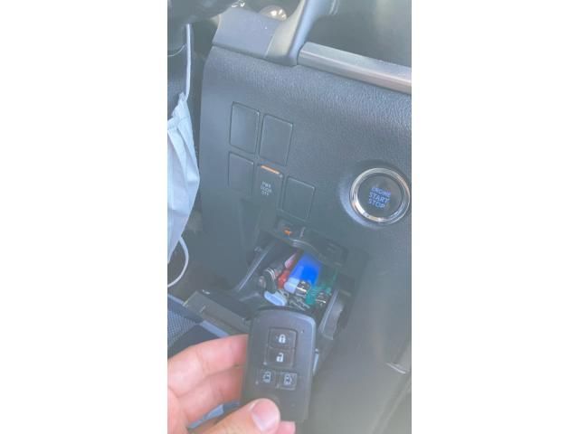 TOYOTA VELLFIRE 4WD 2017