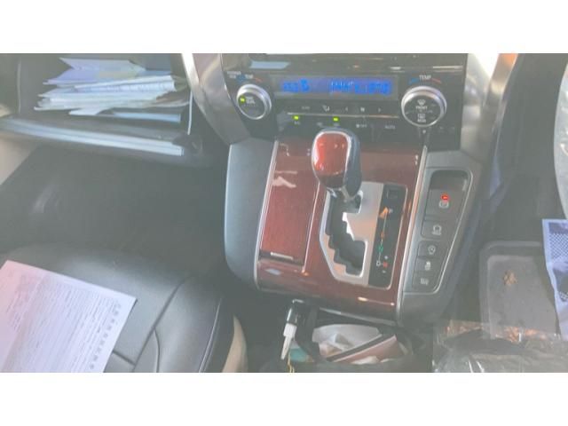 TOYOTA VELLFIRE 4WD 2017